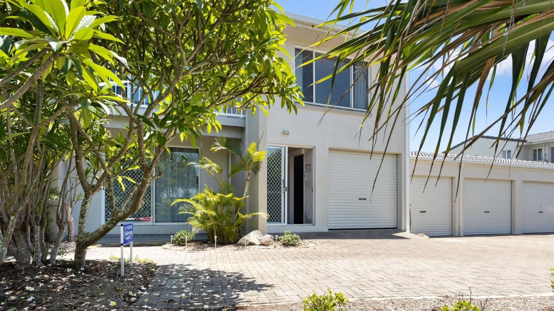 4 Blairgowrie Apartments 4 Of 2 Martin Street In Peregian Beach 0*,  Australia